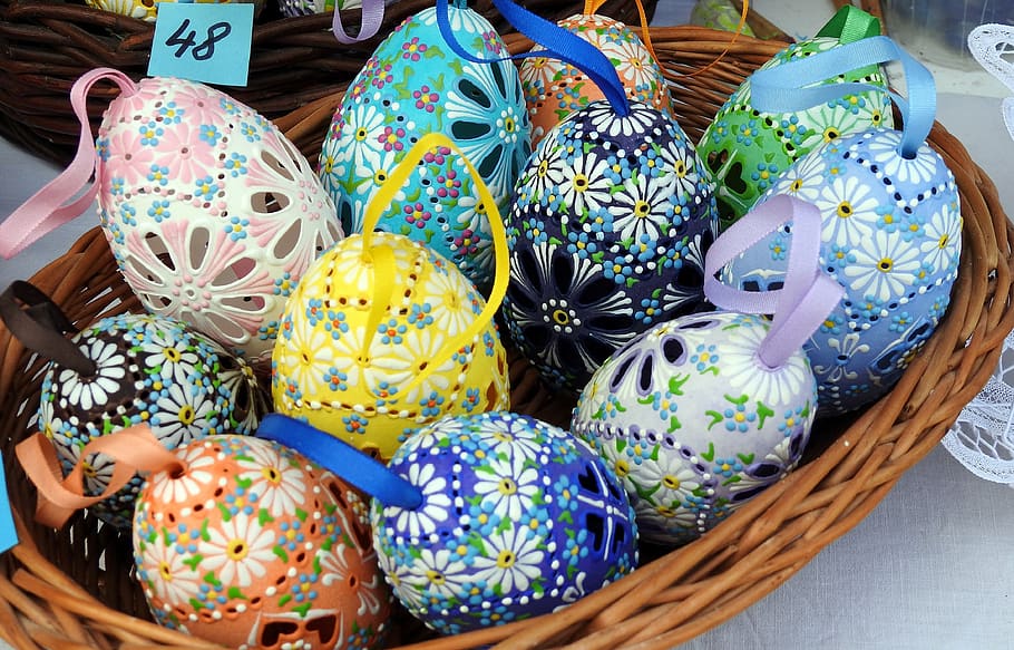 easter eggs, easter holidays, handicraft, ornament, decoration easter table HD wallpaper