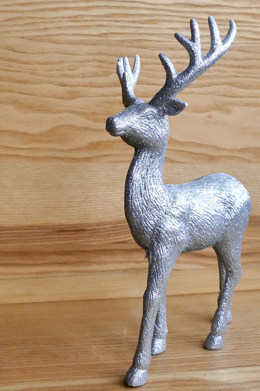 Gray Deer Figurine on Wooden Surface, blur, close-up, decor, figure HD wallpaper