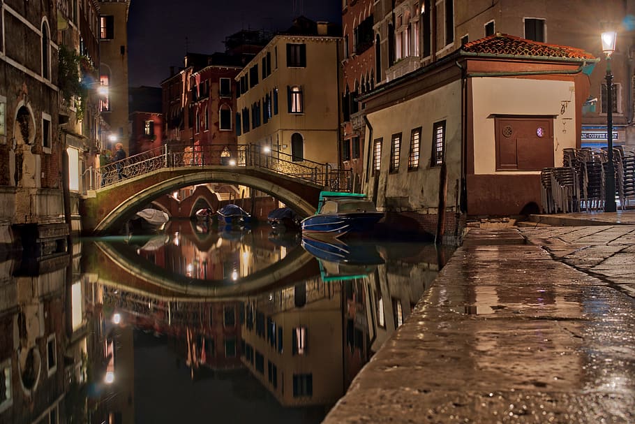 venice, bridge, mirroring, water, channel, night, italy, built structure HD wallpaper