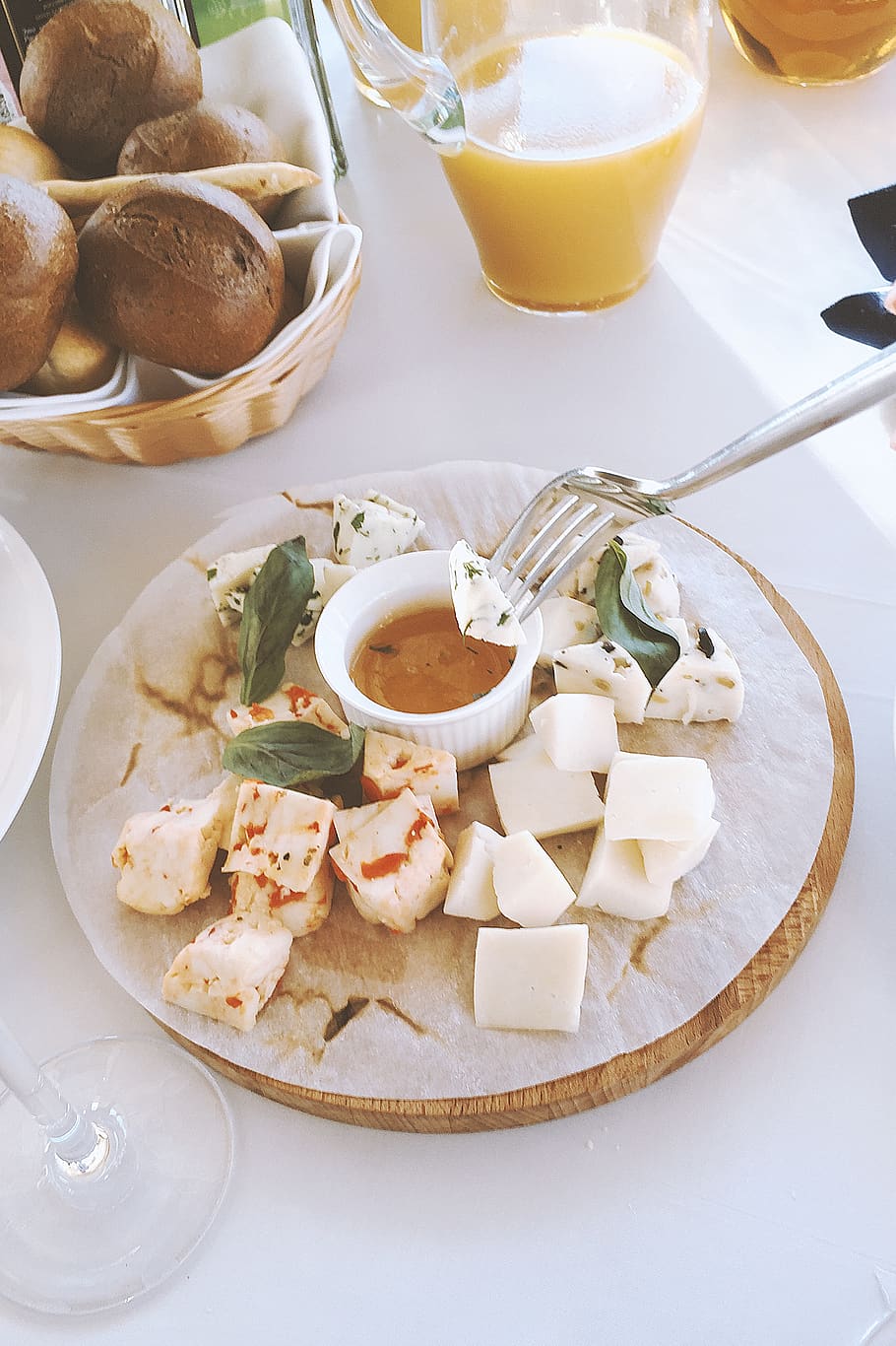 Plate of Prepared Food, appetizer, bread, cheese, cream, dairy product HD wallpaper