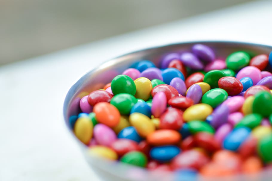 mandms, chocolate, candy, colours, colors, bowl, food, multi colored HD wallpaper