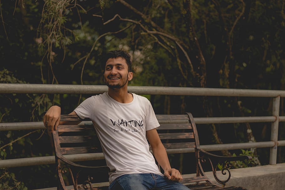 man sitting on bench, casual clothing, real people, front view HD wallpaper