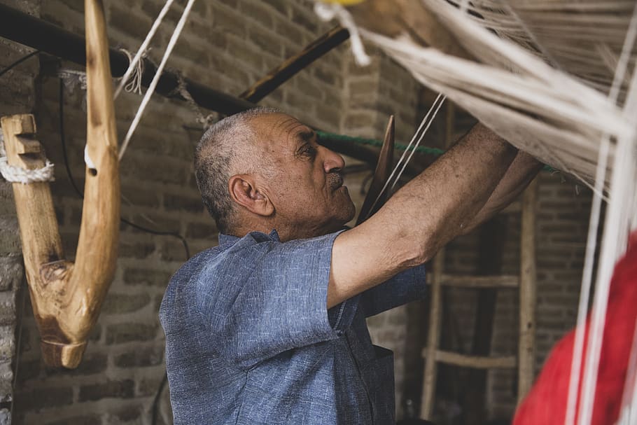 man man standing while weaving swing, person, human, people, iran HD wallpaper