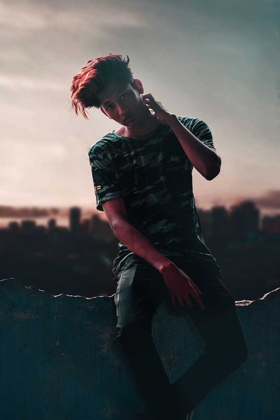 blur, city, model, boy, hairstyles, background, wall, one person HD wallpaper