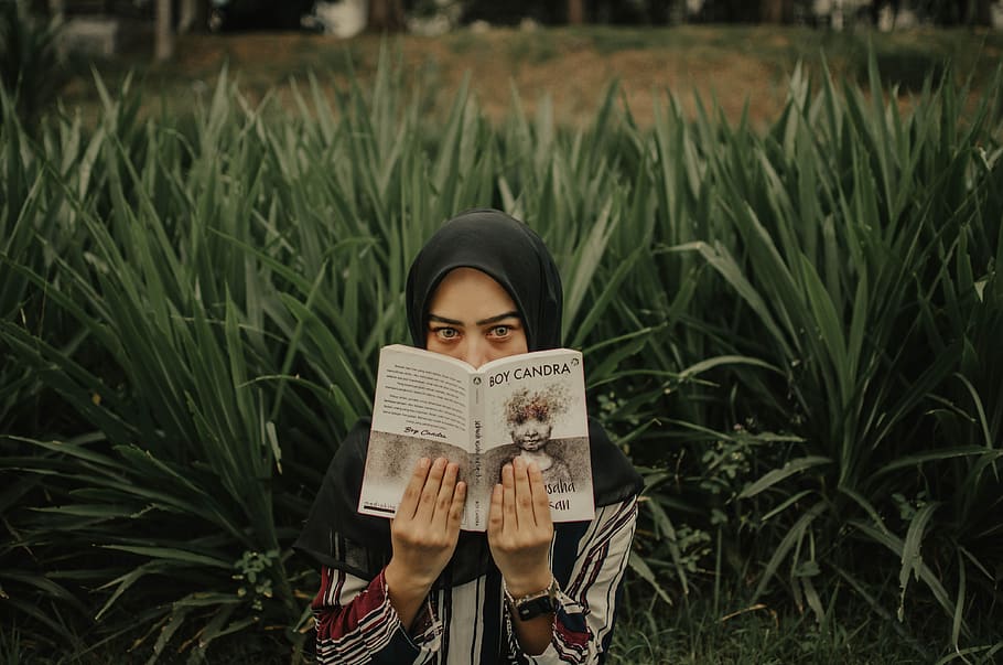 girl, book, study, read, learn, studying, dream, outdoors, female HD wallpaper