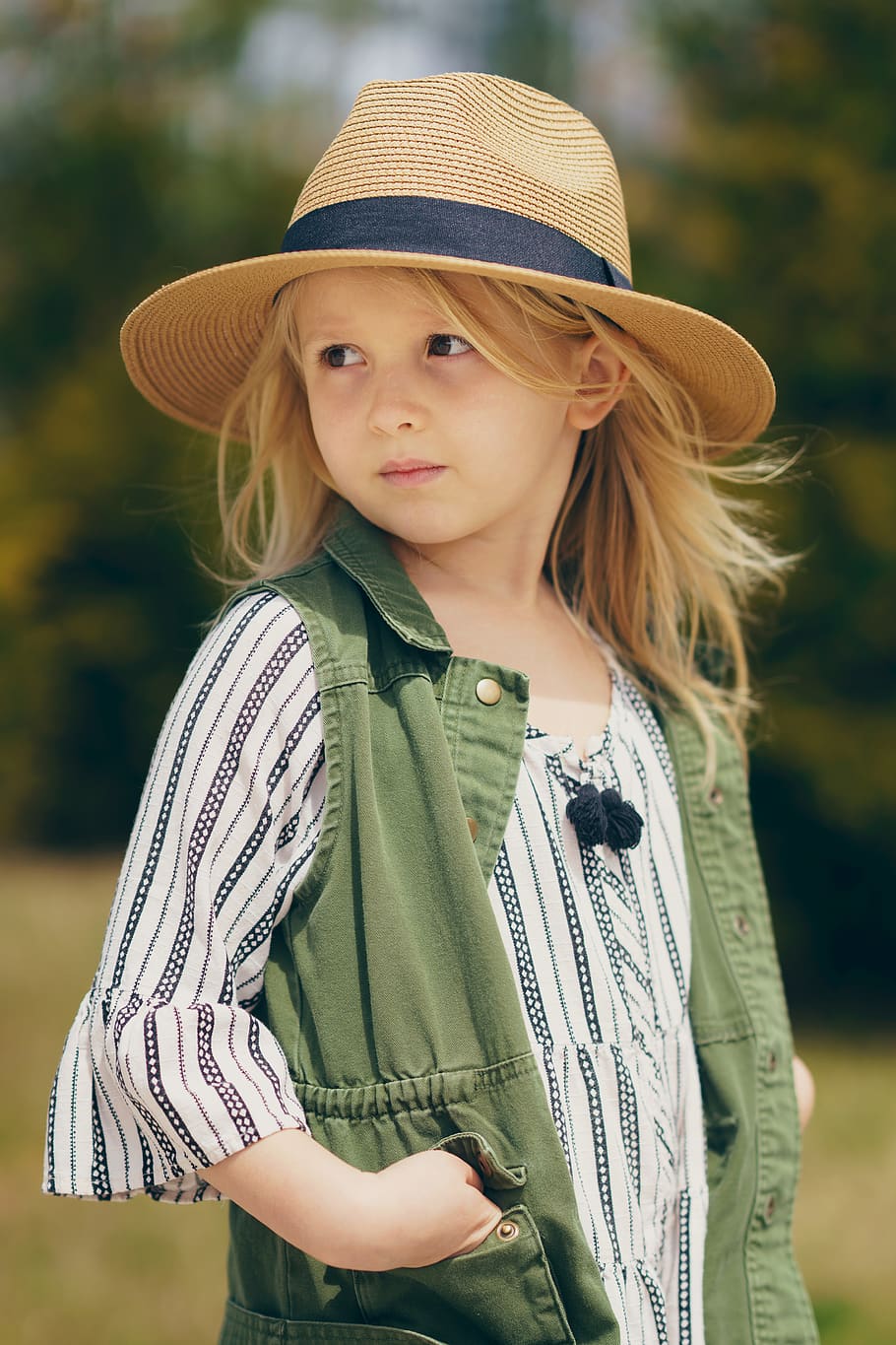 girl's green jacket, hat, one person, clothing, standing, leisure activity HD wallpaper