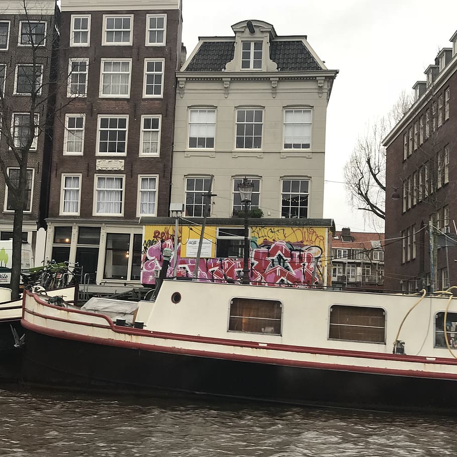 amsterdam, netherlands, oudeschans 10k, houseboat, canal, graffiti, HD wallpaper