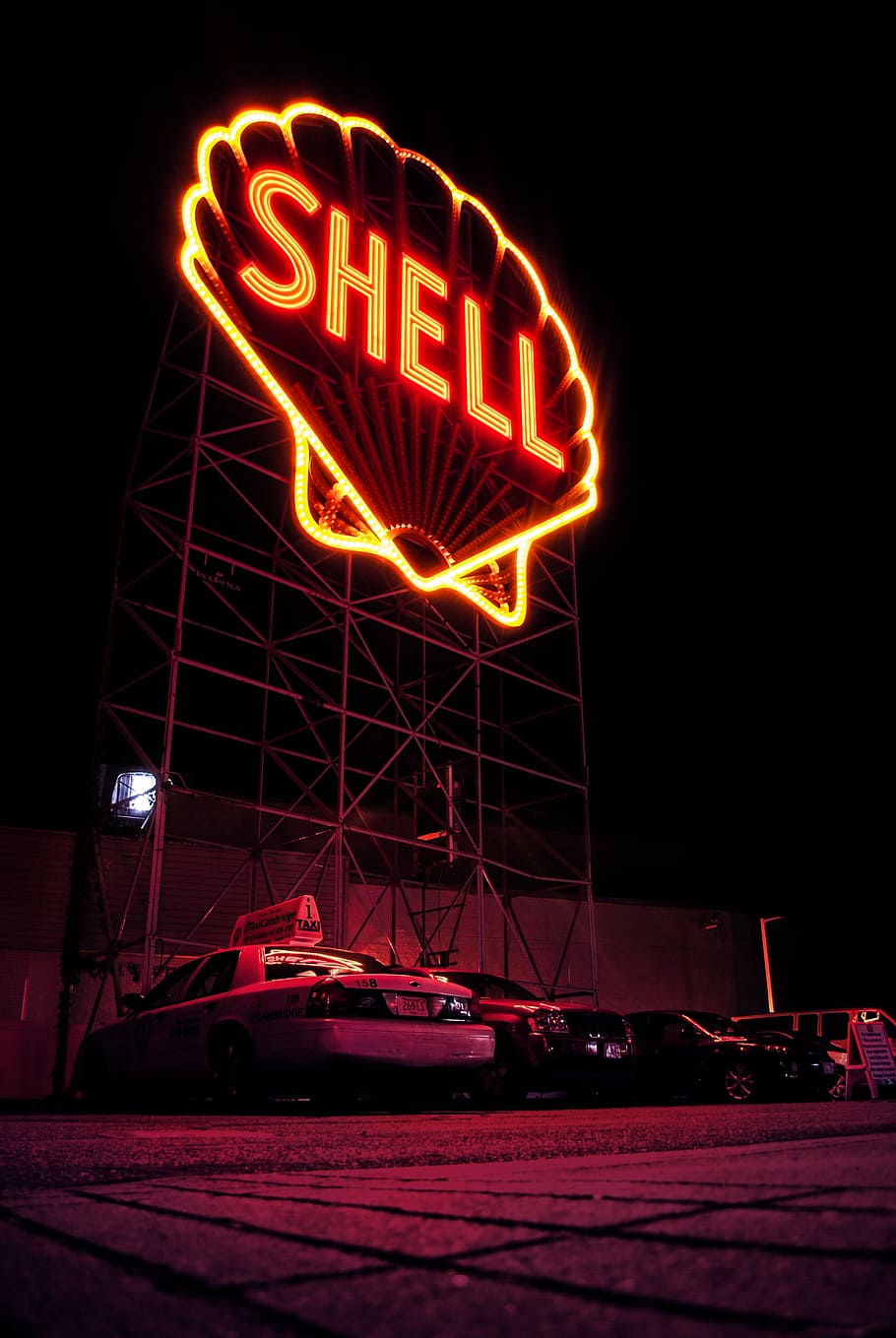 Shell LED signage, night, light, car, graphic, glow, taxi, neon, HD wallpaper