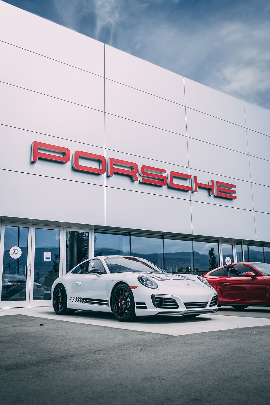 Porsche building, mode of transportation, car, land vehicle, motor vehicle HD wallpaper