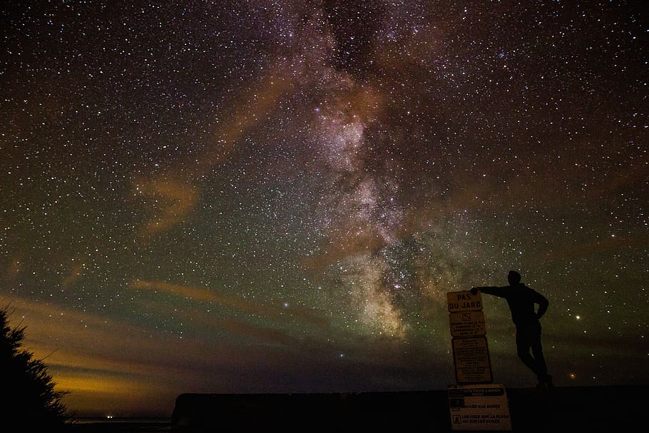 dark, cloud, sky, night, stars, galaxy, people, man, alone HD wallpaper
