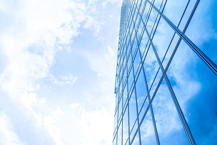 Windows of Skyscraper Business Office with blue sky, Corporate building in city., HD wallpaper