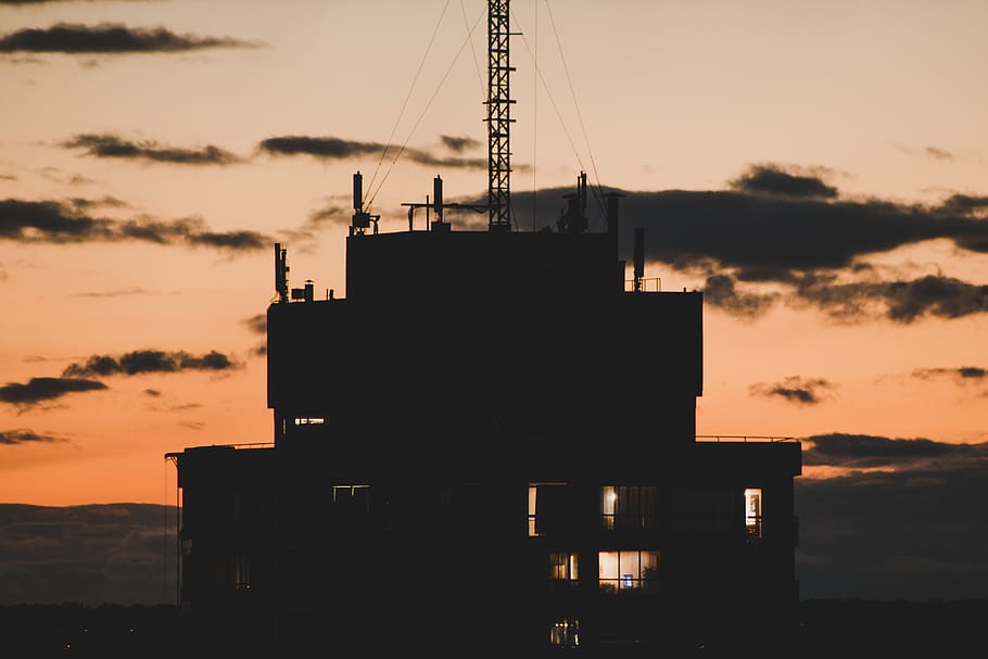 city, silhouette, sunset, sky, architecture, built structure HD wallpaper