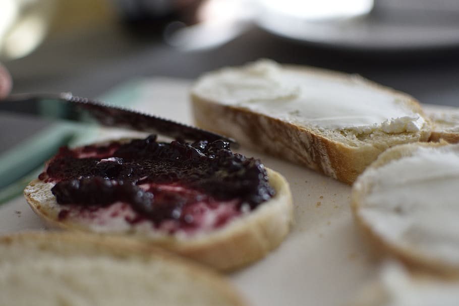 baked pastries, food and drink, selective focus, indoors, freshness HD wallpaper