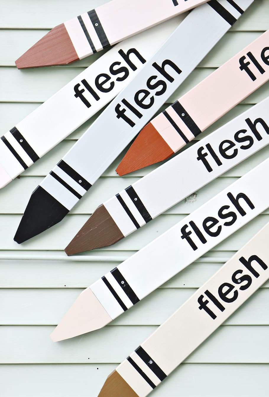 White Crayon-designed Boards With Flesh-printed Text Lot, close-up HD wallpaper