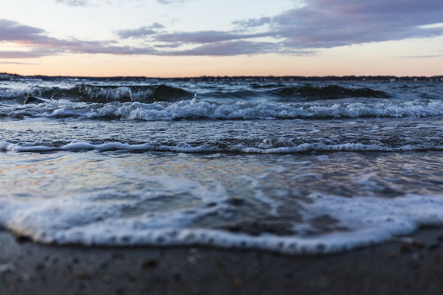 ocean waves under cloudy sky, beach, water, sea, coast, sand HD wallpaper