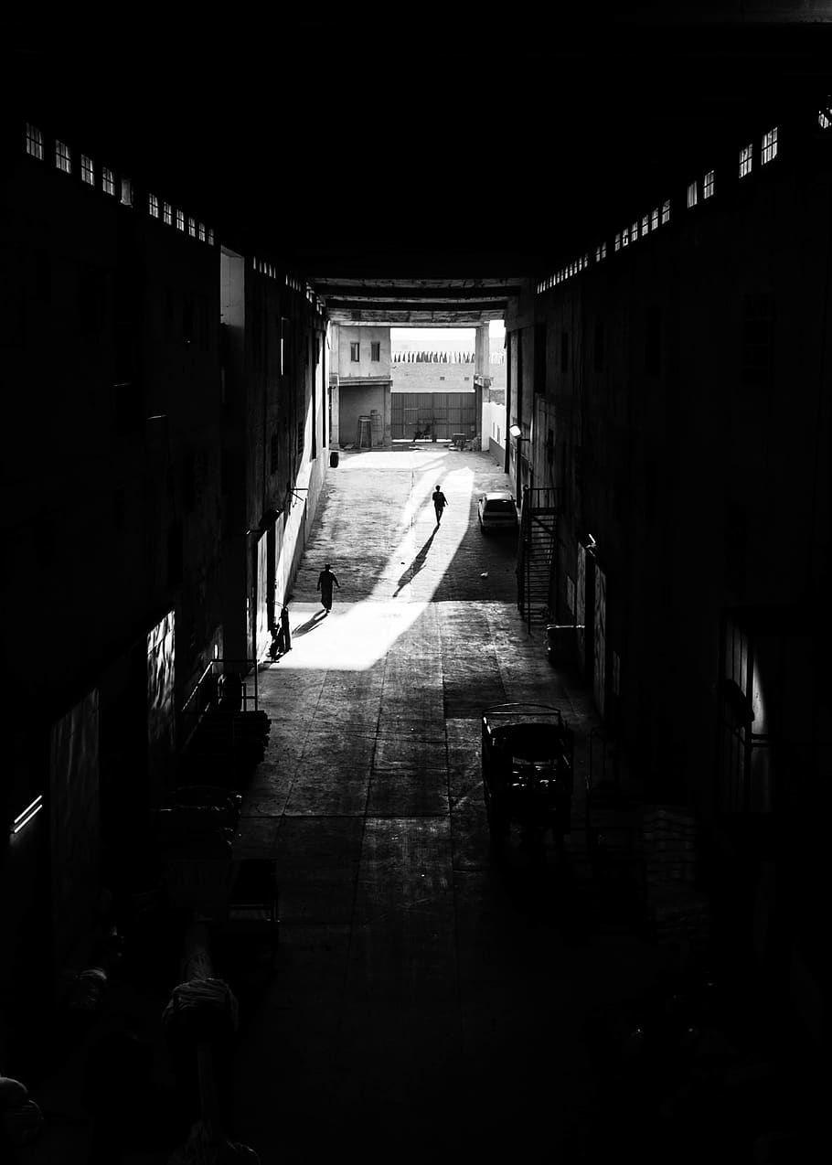people walking inside dark building, architecture, built structure HD wallpaper