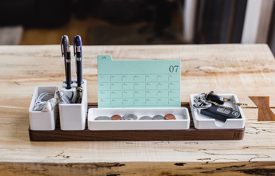 calendar, display, pens, key, earphones, coins, accessories HD wallpaper