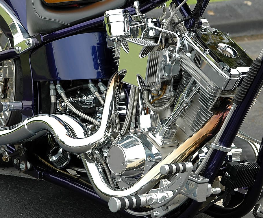 Motorcycle Engine Close-up Photo, chrome, clean, design, drive HD wallpaper