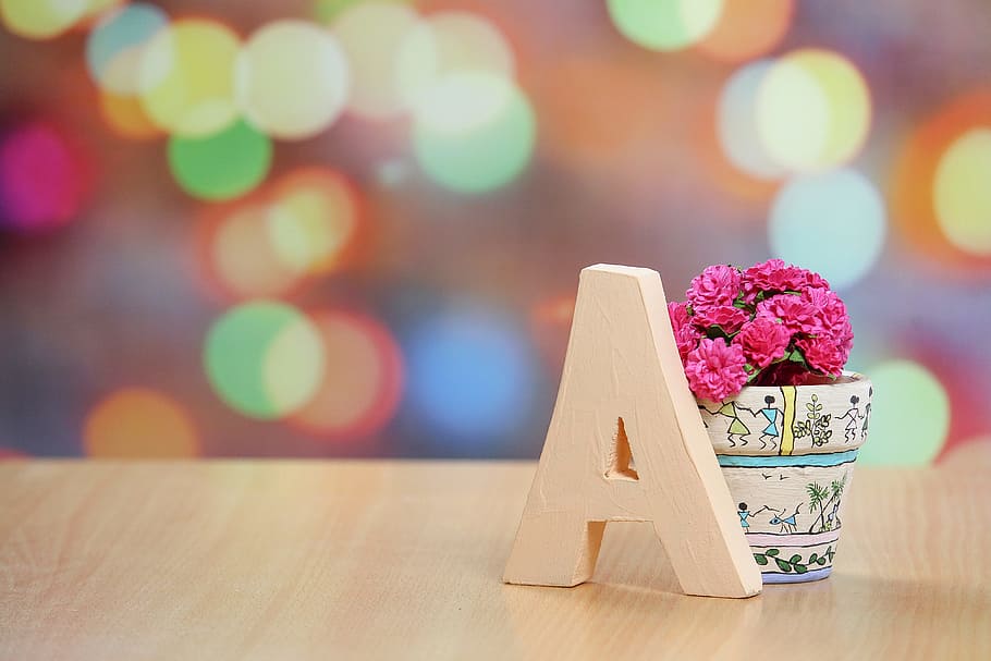 Beige a Freestanding Letter Decor, art, bokeh, bright, close-up HD wallpaper