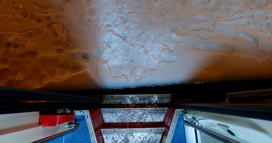 train, steps, snow, no people, indoors, burning, heat - temperature HD wallpaper