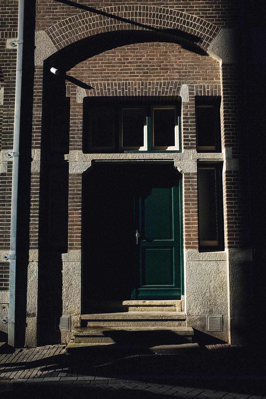 closed green door, brick, amsterdam, netherlands, architecture HD wallpaper