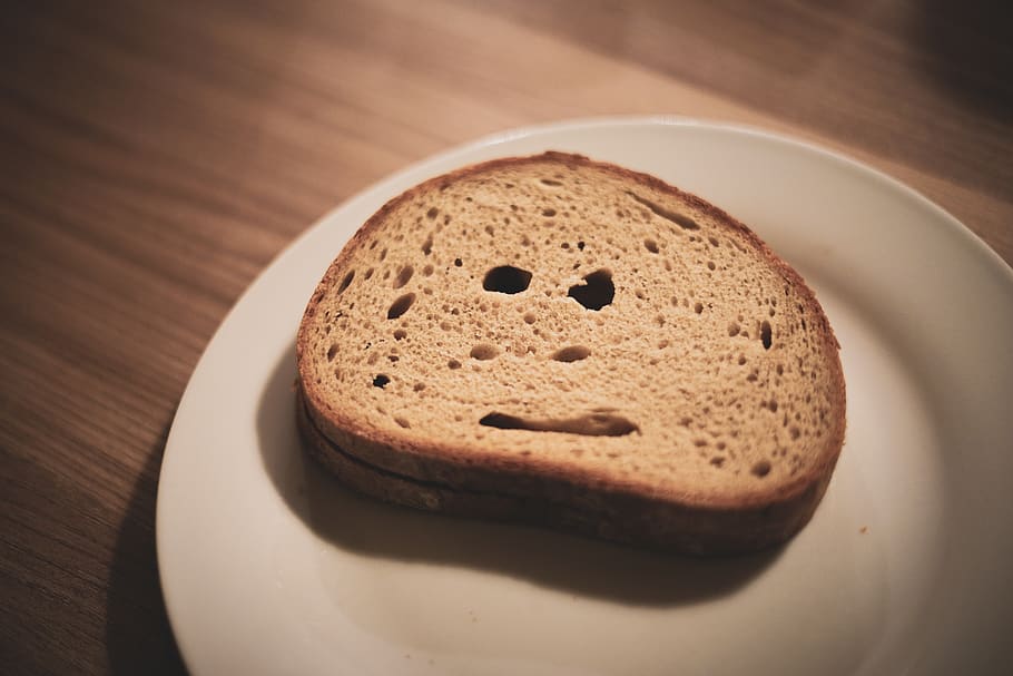 bread, bakery, food, eat, angry, faces, morning, badday, hungry HD wallpaper