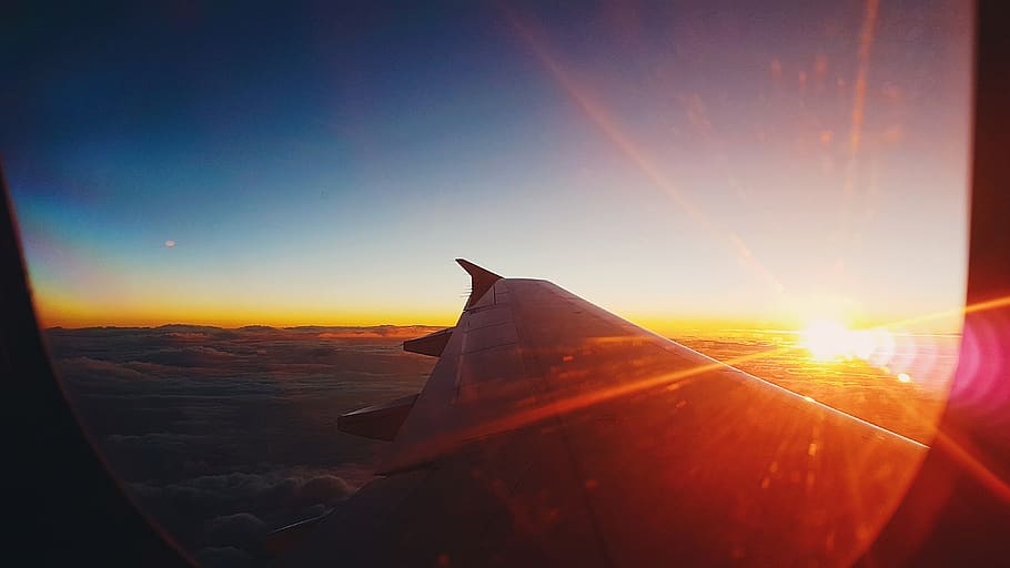 plane, sun, sunset, cloud, travel, blue, yellow, red, light HD wallpaper
