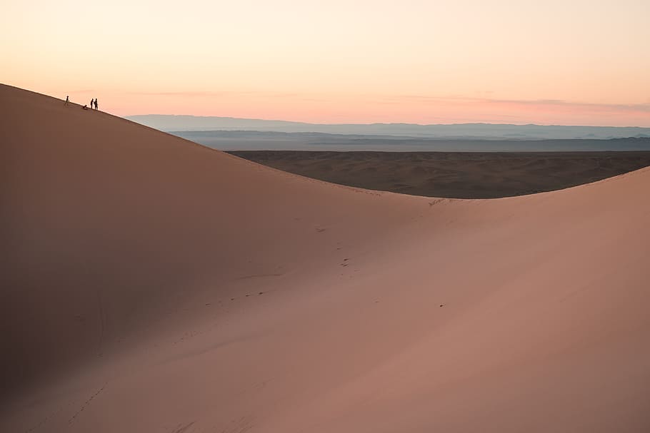 sahara desert at daytime, dune, curve, nature, smooth, outdoor