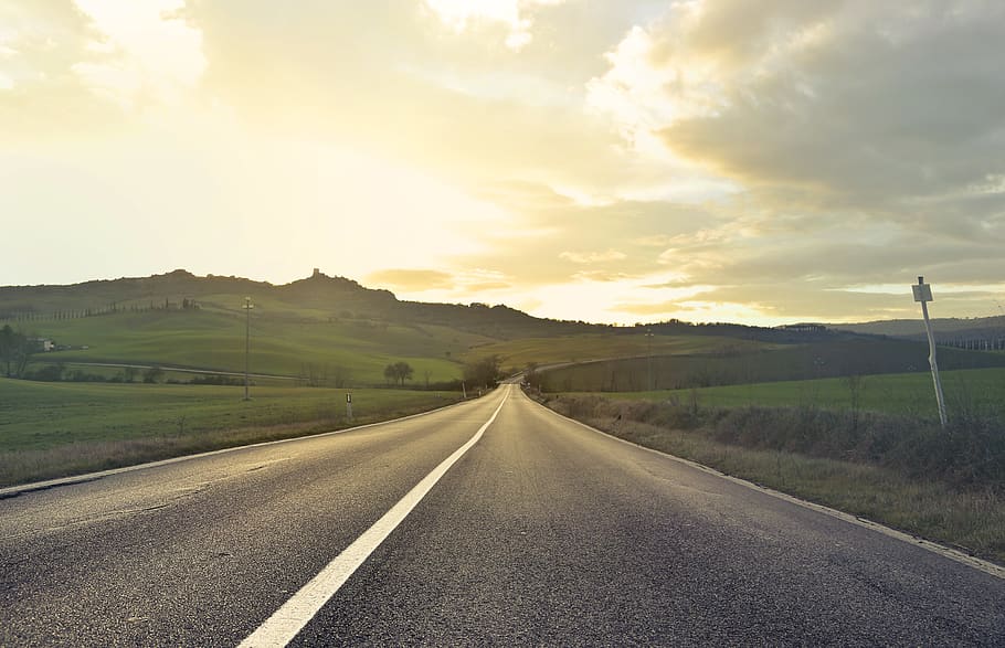 Scenic View of the Field from the Road, asphalt, clouds, cloudy HD wallpaper