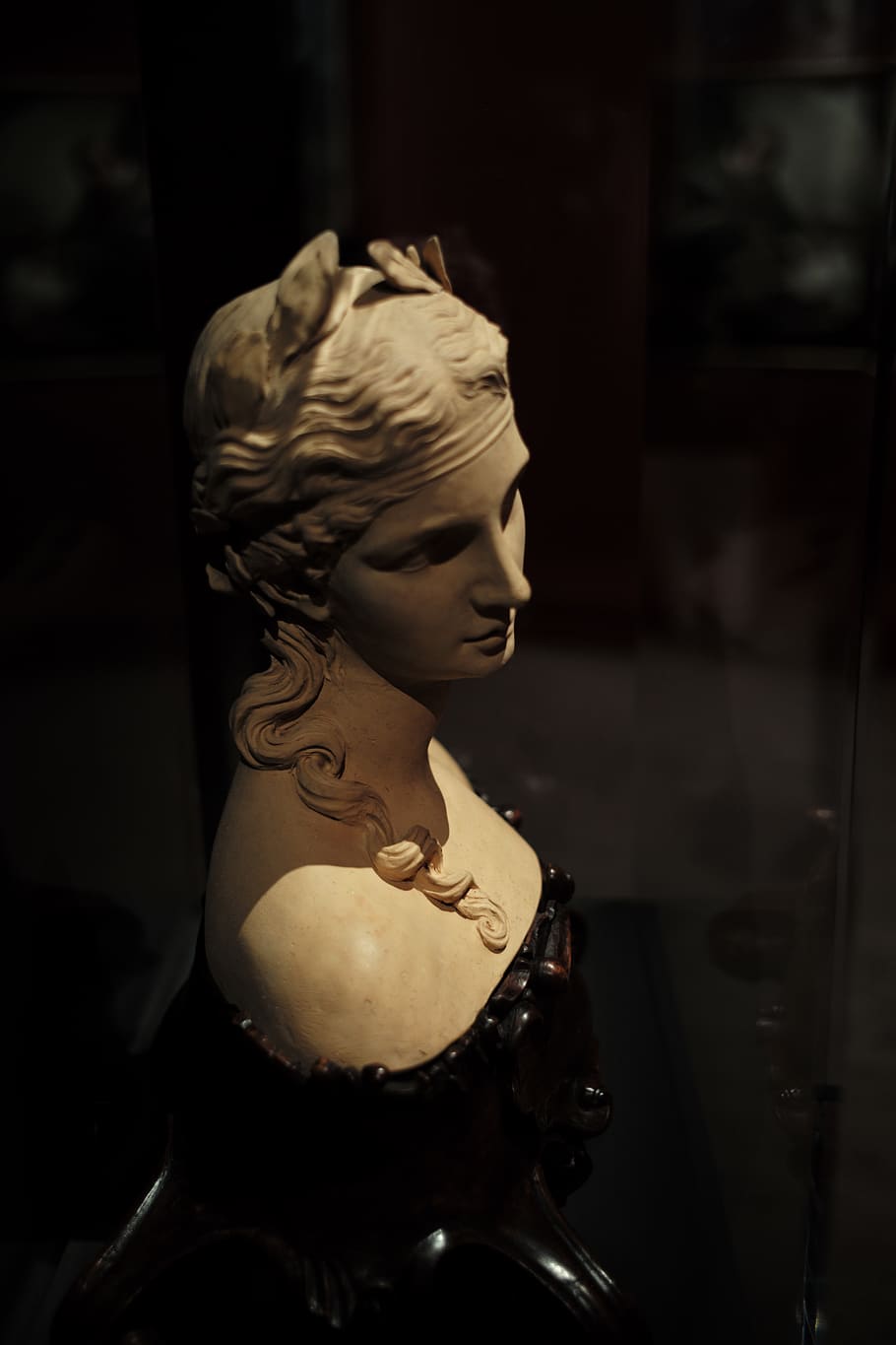 france, paris, indoors, art and craft, representation, sculpture HD wallpaper