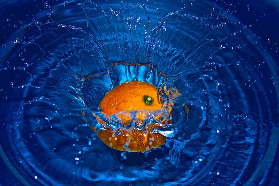 Orange Drop in Water in Time Laps Photography, food, fruit, splash HD wallpaper