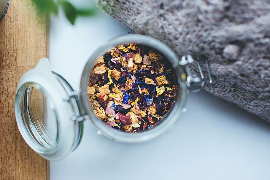 Selective Focus of Clear Glass Jar on White Surface, tea, food and drink HD wallpaper