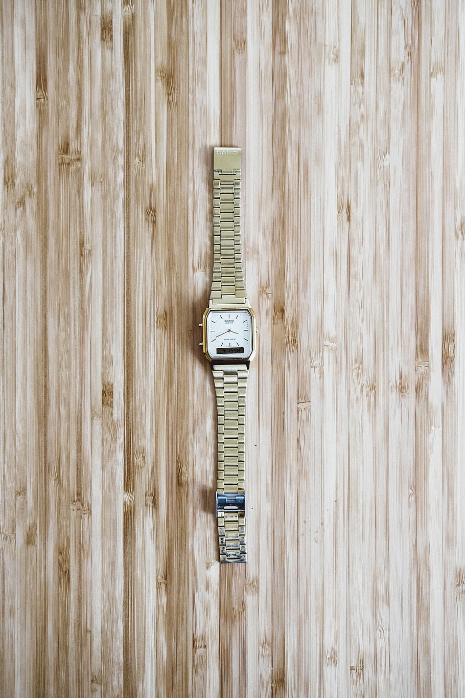 Casio flat online watch