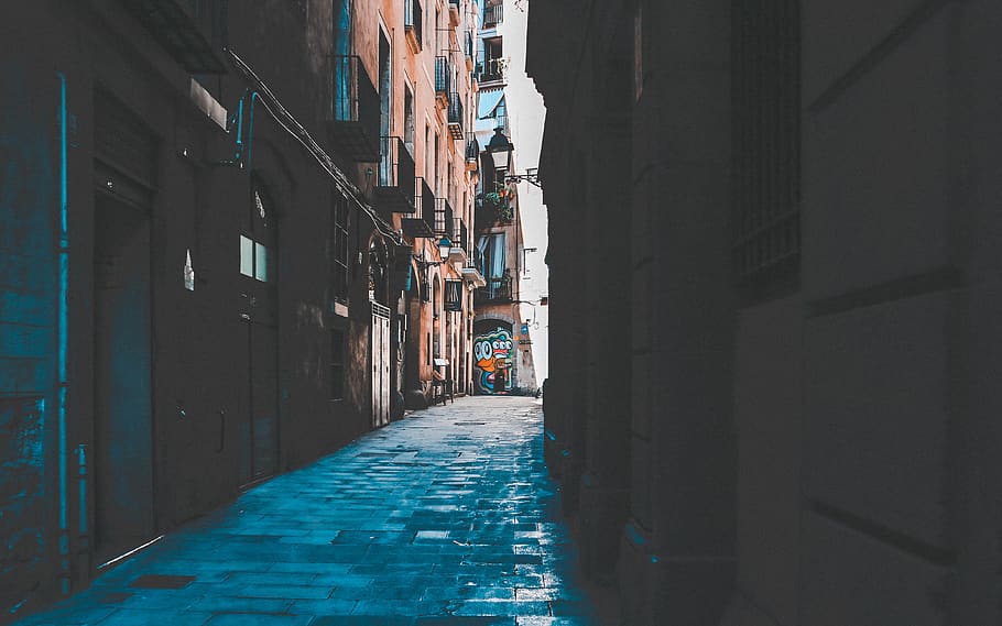 pathway surrounded by building, city, street, urban, road, town HD wallpaper