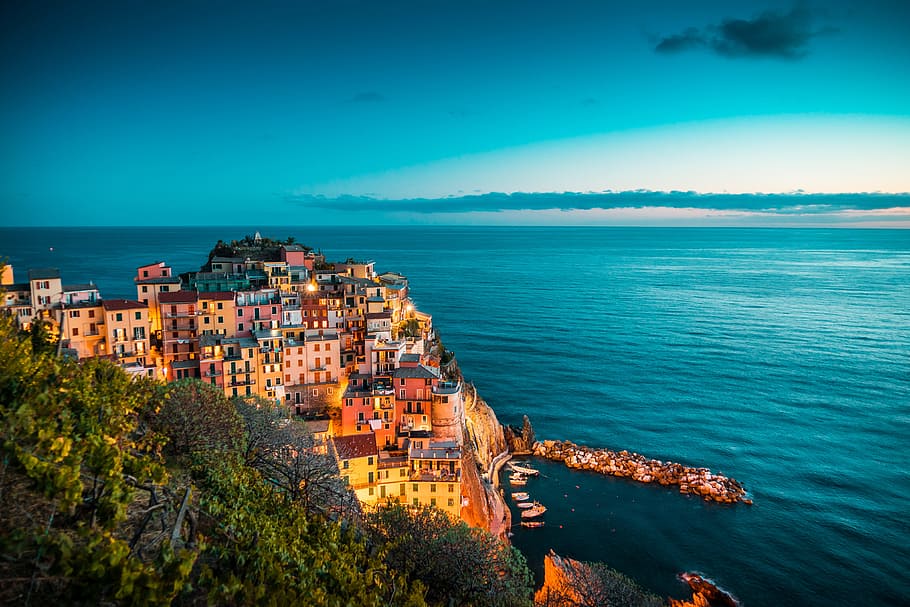 Beautiful Manarola at Night, Cinque Terre, Italy, architecture, HD wallpaper