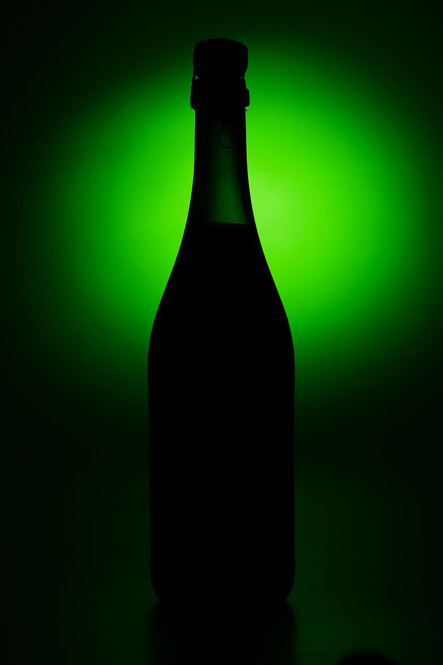bottle, champagne, drink, effect, light, nobody, objects, shot HD wallpaper