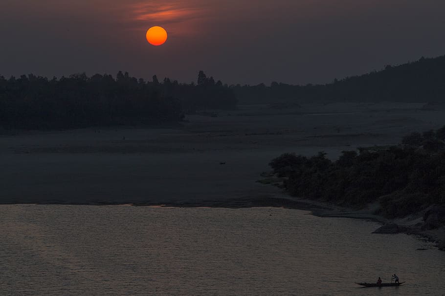 india, dawki, sunset, river, lake, boat, sky, tranquil scene HD wallpaper