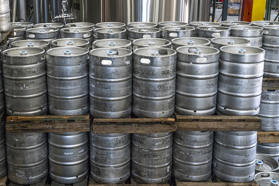 Pile of Cylinder Silver Keg Tank Lot, alcohol, barrel, beer, brewery, HD wallpaper