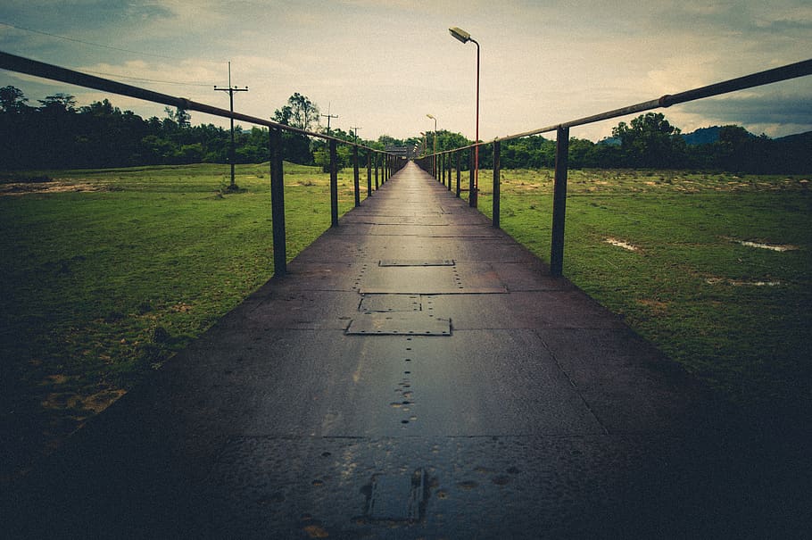Gray Bridge, clouds, daylight, grass, park, railings, sky, steel HD wallpaper