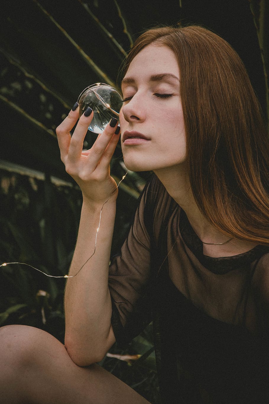 Woman Wearing Black Short-sleeved Top Holding Ball, attractive HD wallpaper