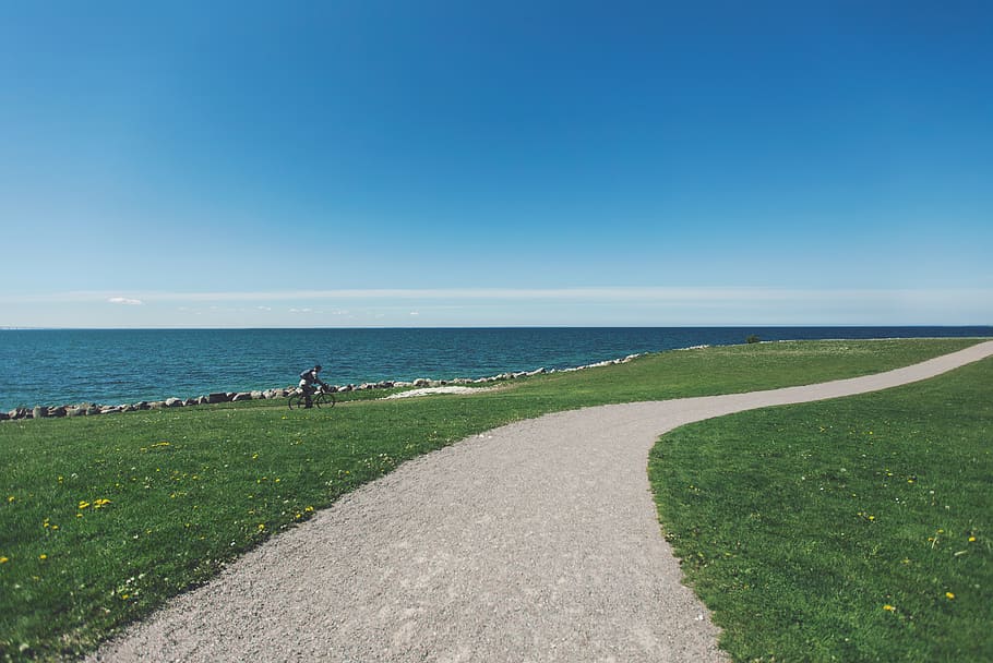 gravel, trail, path, grass, cyclist, cycling, bike, biker, bicycle HD wallpaper