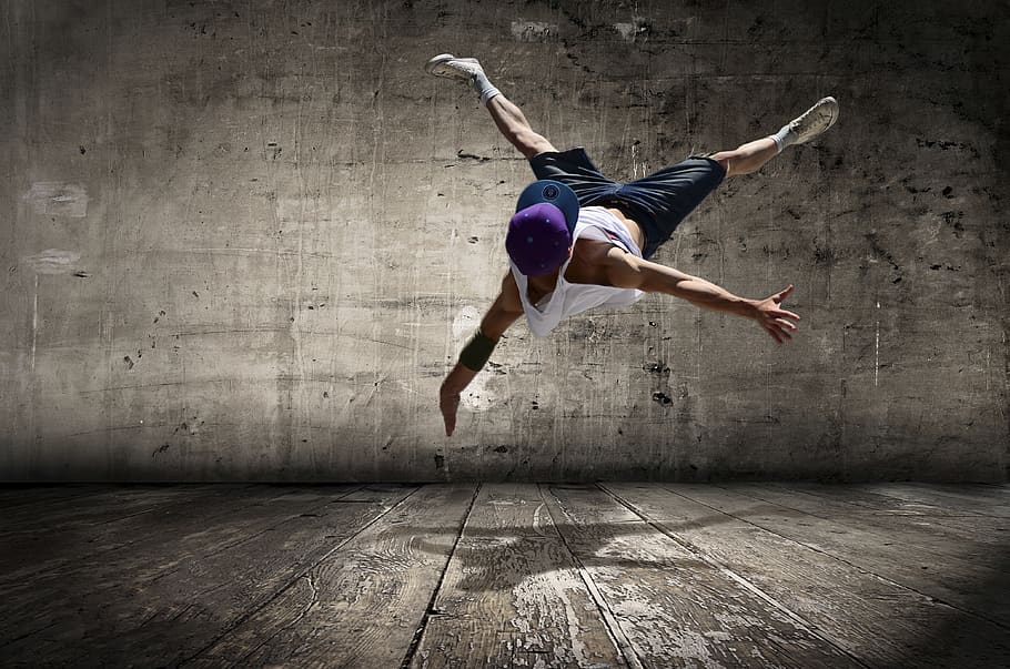 Man Street Dancing, active, agility, dancer, jumping, motion, HD wallpaper