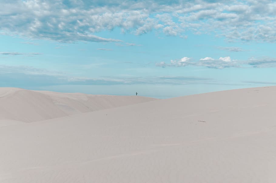 landscape photography of sand dunes, distant, far, distante, longe HD wallpaper