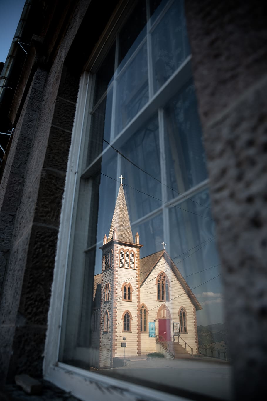 A church viewed through a window., color, reflection, glass, architecture HD wallpaper