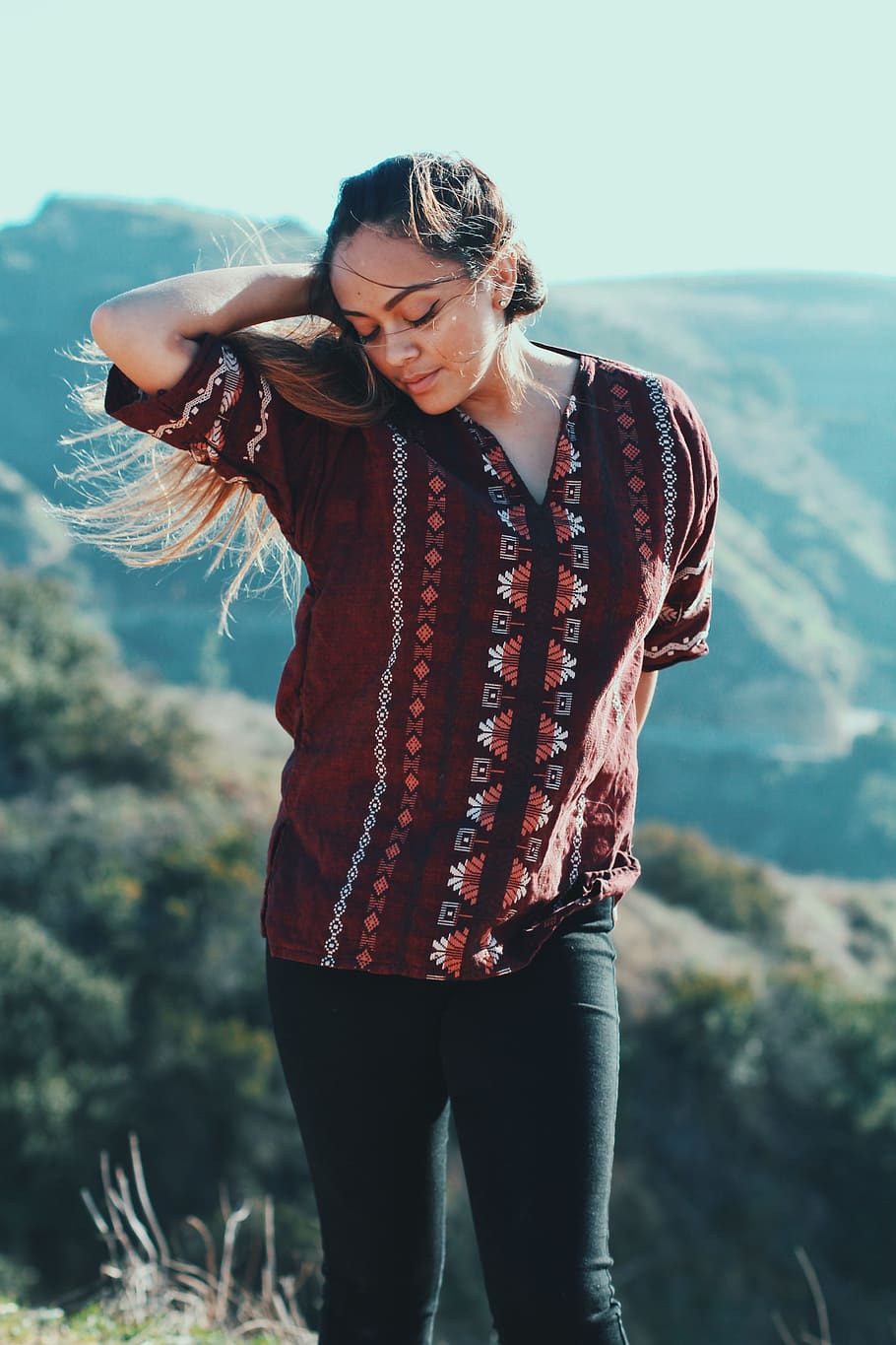 Hispanic Beauty, la, model, hill, day, one person, real people HD wallpaper