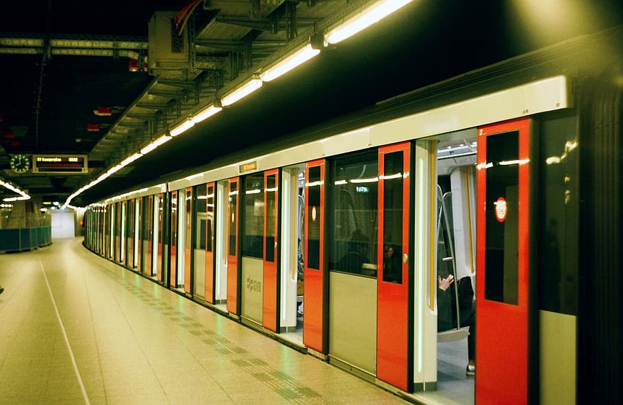 amsterdam, netherlands, city, doors, night, metro, film, 35mm HD wallpaper