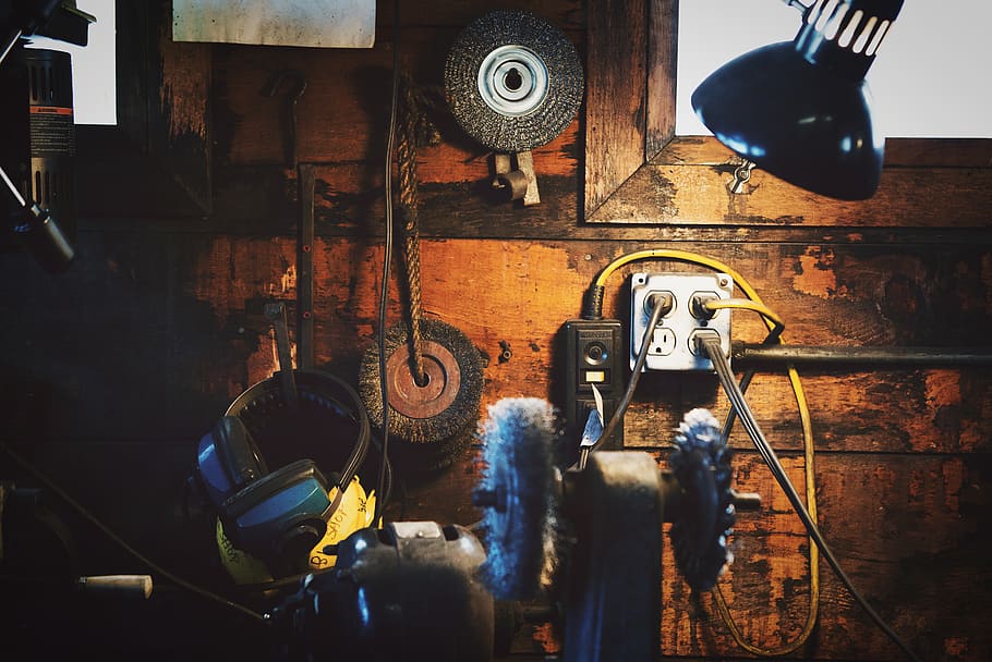 gray bench grinder, machine, spoke, clothing, helmet, apparel HD wallpaper