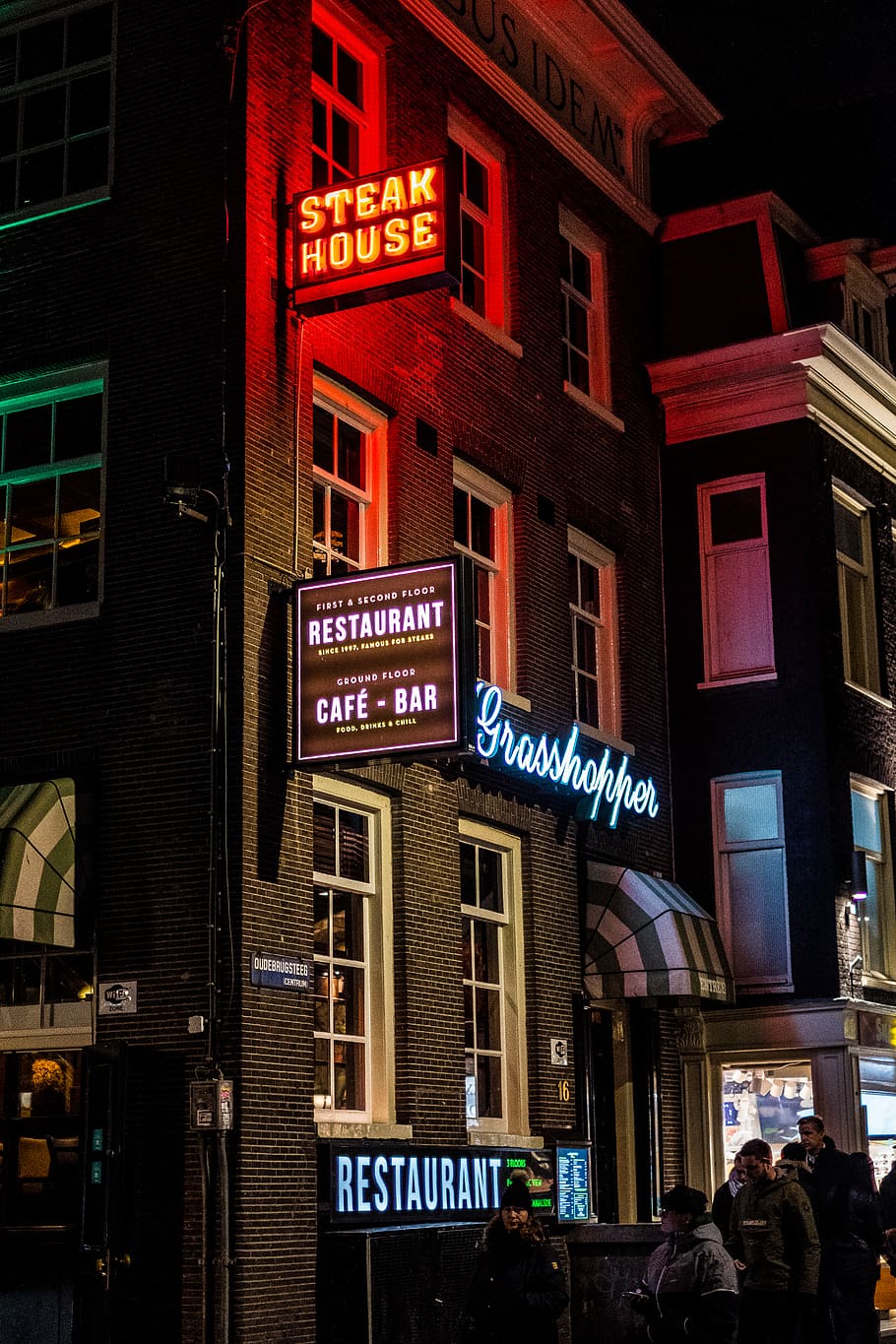 Neon Light Sign on the Side of a Building, amsterdam, bar, evening HD wallpaper