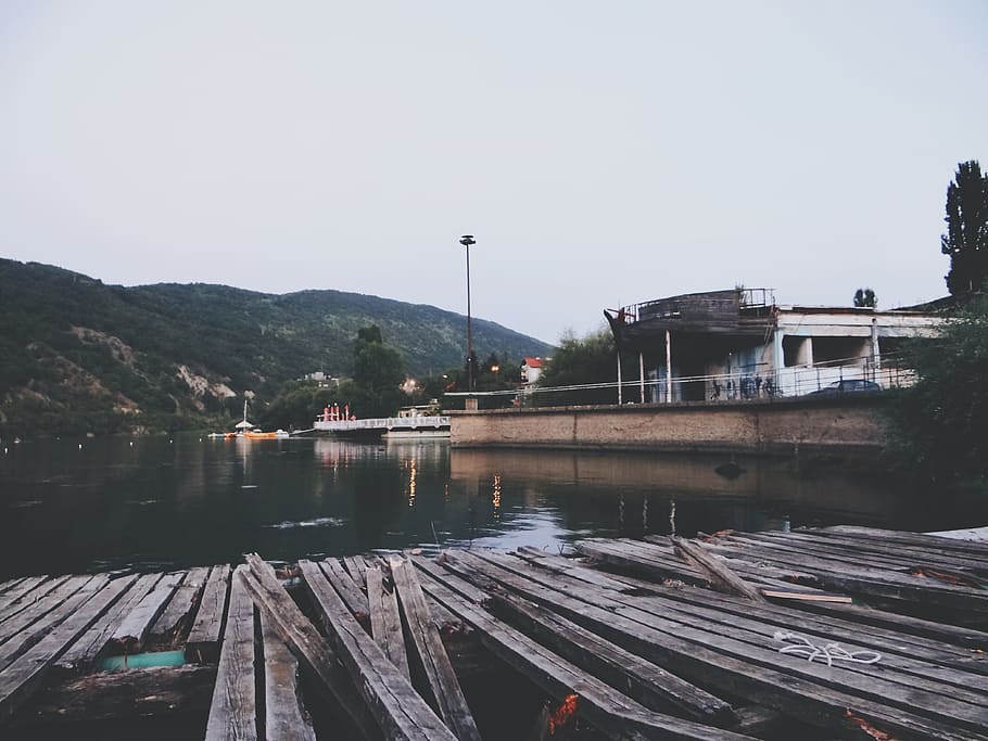 Body of Water Photo, building, clouds, daylight, house, lake HD wallpaper