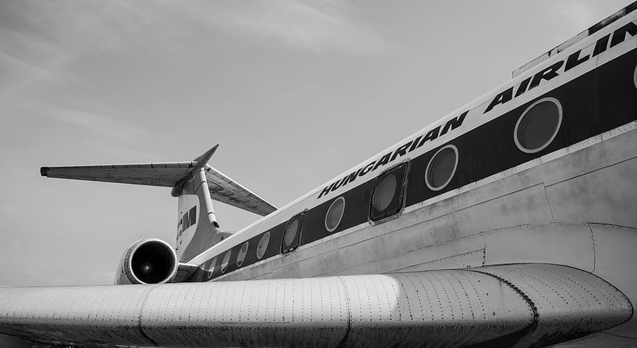airplane, engine, flight, blue, flying, sky, dom, wings, clouds HD wallpaper